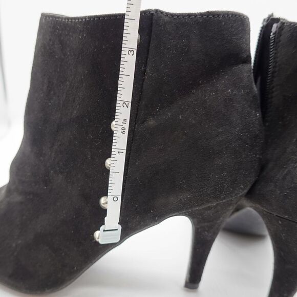 LC Lauren Conrad Heeled Booties with Studs Size - Picture 11 of 13